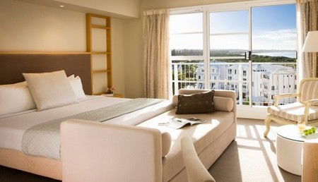 Quality Suites Deep Blue - Northern Rivers Accommodation 0