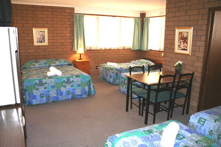 Rippleside Park Motor Inn - Northern Rivers Accommodation 3