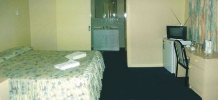 Plaza Hotel - Northern Rivers Accommodation 1