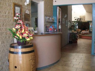Travellers Rest And The Courtyard Restaurant - Northern Rivers Accommodation 3