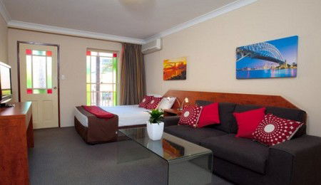 Central Railway Hotel - Northern Rivers Accommodation 0