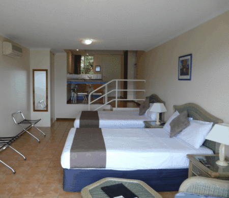 Sunlit Waters Studio Apartments - Northern Rivers Accommodation 5