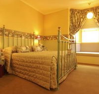 The Russell Hotel - Northern Rivers Accommodation