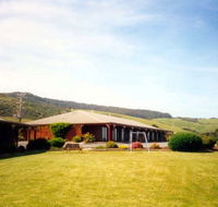 Skenes Creek Lodge Motel