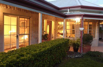 Noosa Valley Manor - Bed And Breakfast - Northern Rivers Accommodation 1