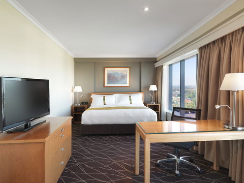 Holiday Inn Sydney Airport - Northern Rivers Accommodation 1
