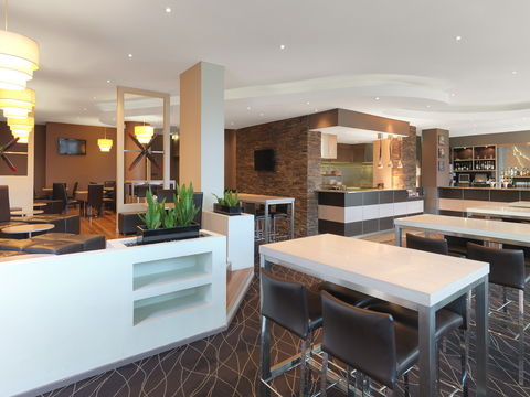 Holiday Inn Sydney Airport - Northern Rivers Accommodation 3