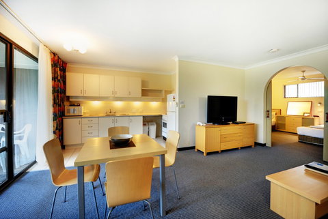 Absolute Beachfront Smugglers On The Beach - Northern Rivers Accommodation 1