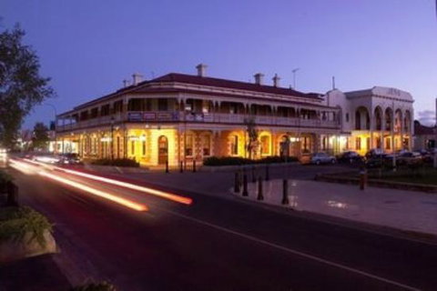 Jens Town Hall Hotel - Northern Rivers Accommodation 3