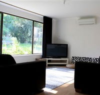Clare Cottage on Wendouree - Northern Rivers Accommodation