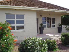 BeachBums Beach House - Northern Rivers Accommodation 0