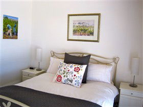 ArtWine Cottages - Northern Rivers Accommodation 0
