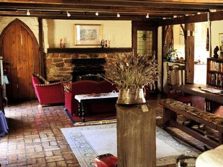 Wuthering Heights - Bronte Manor - Northern Rivers Accommodation 2