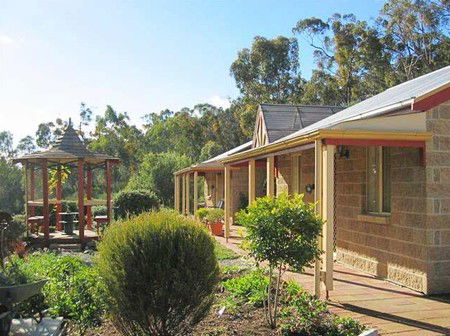 Riesling Trail Cottages - Northern Rivers Accommodation 2