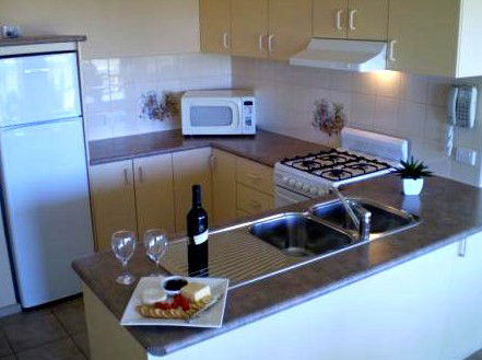 Lake View Apartments - Northern Rivers Accommodation 5