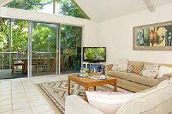 Absolute Beachfront Belongil Summerhouse - Northern Rivers Accommodation 0
