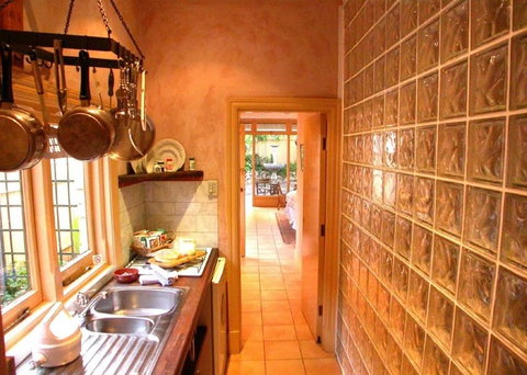 Melbourne Street Mews - Northern Rivers Accommodation 4