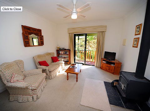 St Helens - Fettlers Cottage - Northern Rivers Accommodation 2