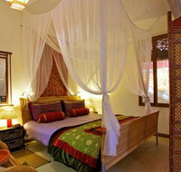 The Lotus Eater - Northern Rivers Accommodation