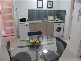 Adelaide's Norwood Apartment - Northern Rivers Accommodation 2