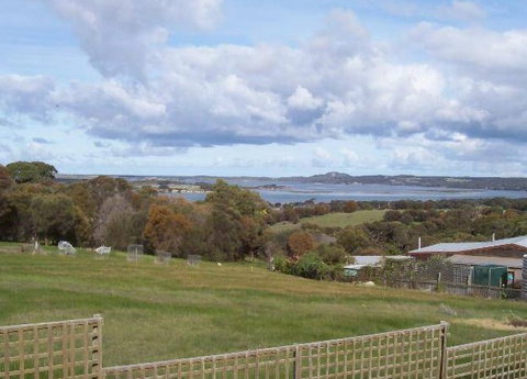 Pelican's Retreat - Northern Rivers Accommodation 0