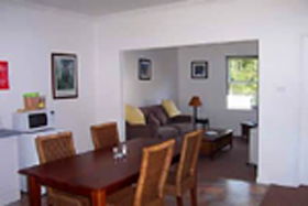 Giants' Table And Cottages - Northern Rivers Accommodation 0