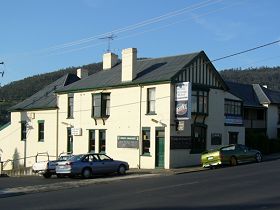 Bush Inn - Northern Rivers Accommodation 0