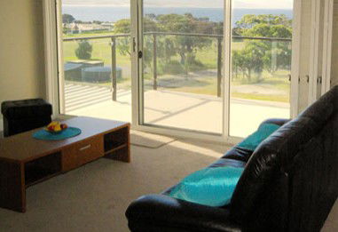 Windows On Bicheno - Northern Rivers Accommodation 4