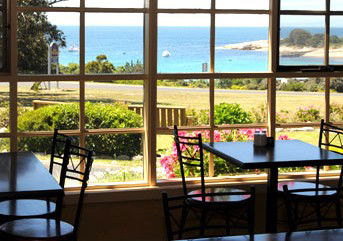 Beachfront Bicheno - Northern Rivers Accommodation 3