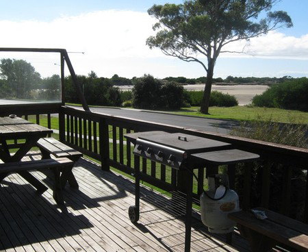 Bridport Seaside Lodge - Northern Rivers Accommodation 5