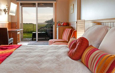 Old Cable Station Colonial Retreat - Northern Rivers Accommodation 3