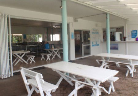 Absolute Backpackers Mission Beach - Northern Rivers Accommodation 7