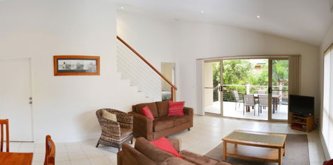 Parker By The Sea - Northern Rivers Accommodation 1