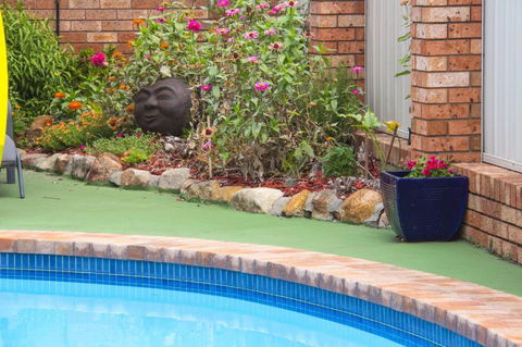 Crescent Motel - Northern Rivers Accommodation 3