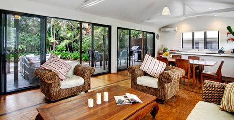Beachshack - Northern Rivers Accommodation 2
