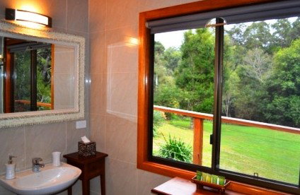 A Waterfall Hideout-Rainforest Cabin For Couples - Northern Rivers Accommodation 1