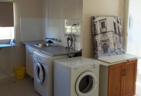 Apartment 2 On Oxide - Northern Rivers Accommodation 3