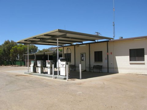 Silverland Caravan Park - Northern Rivers Accommodation 2