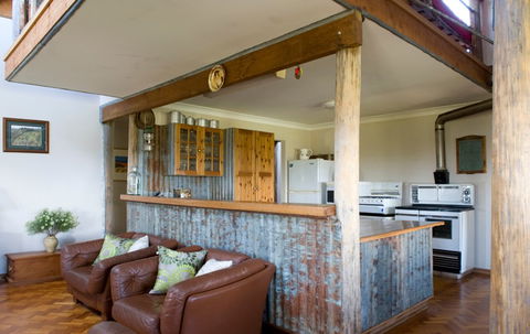 Yaraandoo Lakeside Retreat - Northern Rivers Accommodation 2