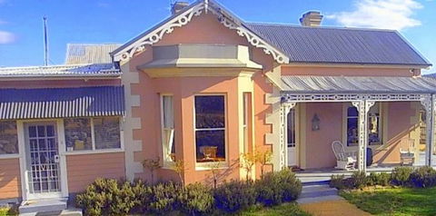 Cromwell House - Northern Rivers Accommodation 0