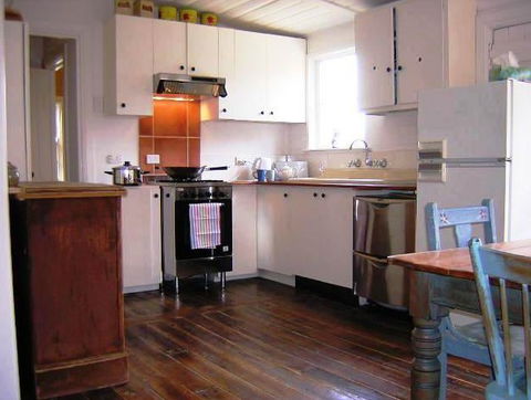 Cooma Cottage - Accommodation - Northern Rivers Accommodation 2