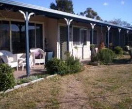 Snowy Vineyard Cottage - Northern Rivers Accommodation 0