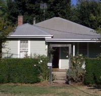 Honeysuckle Cottage Jingellic - Northern Rivers Accommodation