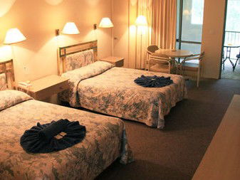Khancoban Alpine Inn - Northern Rivers Accommodation 3