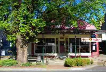 4 Bears Cafe - Northern Rivers Accommodation 0