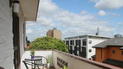 At Forster Holiday Apartment - Lake Street - Northern Rivers Accommodation 2