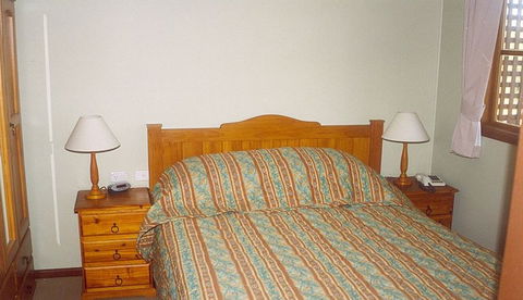 Melaleuca Retreat - Northern Rivers Accommodation 2