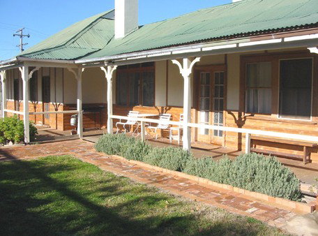Gundagai Historic Cottages Bed And Breakfast - Northern Rivers Accommodation 0