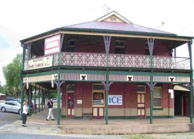 Henty Central Bed And Breakfast - Northern Rivers Accommodation 0