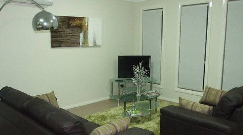 Armidale Executive Short Stay Apartments - Northern Rivers Accommodation 3